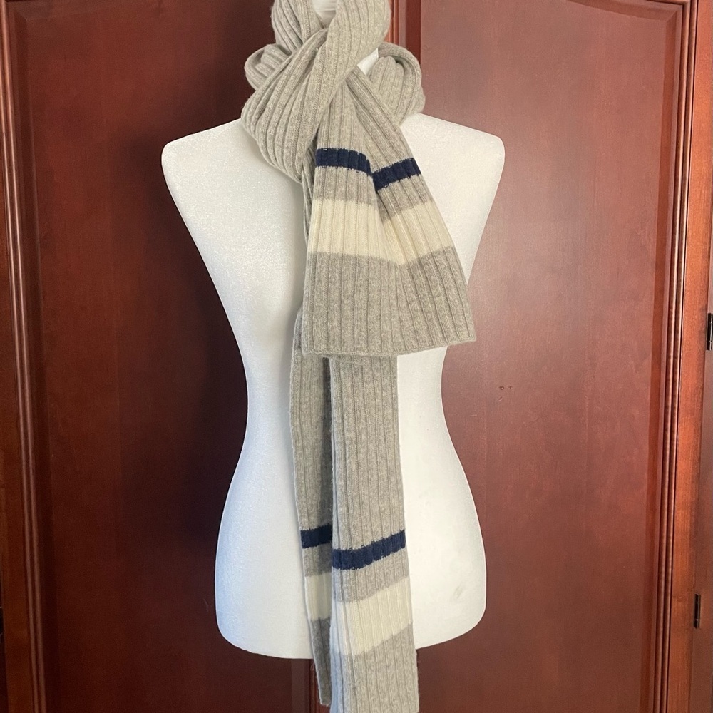 Madewell Light Gray Cozy Unisex Wool Blend Scarf NWT
